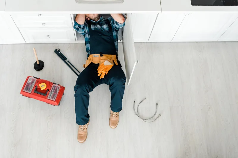 Plombier professionnel en dépannage — Le Plombier Paris 14, Paris 14e